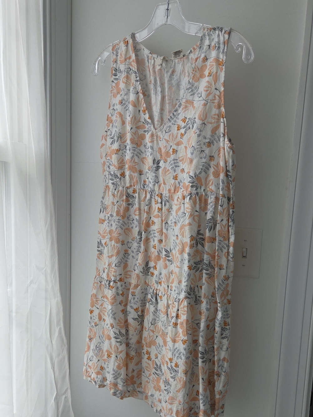 Joie Sleeveless Floral Midi Dress in Peach and Gray